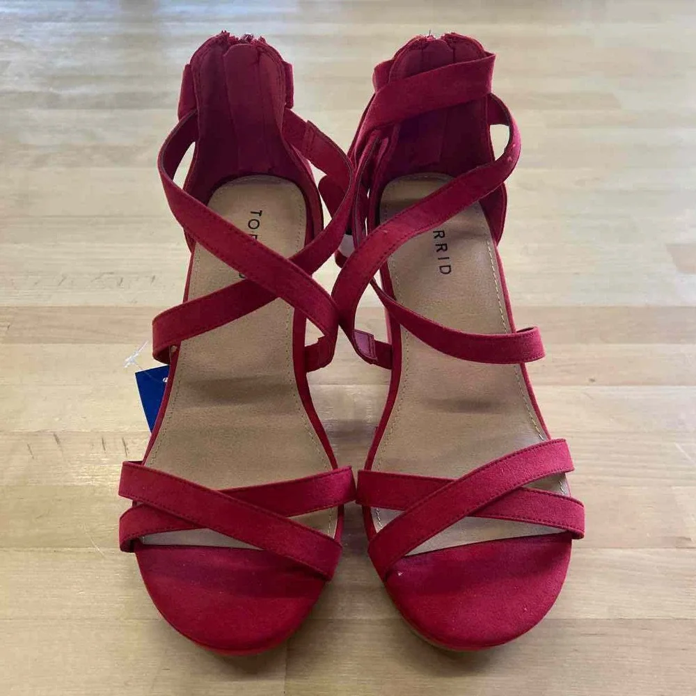 Torrid Size 8 Red Preloved Wedges